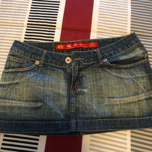 Mini skirt